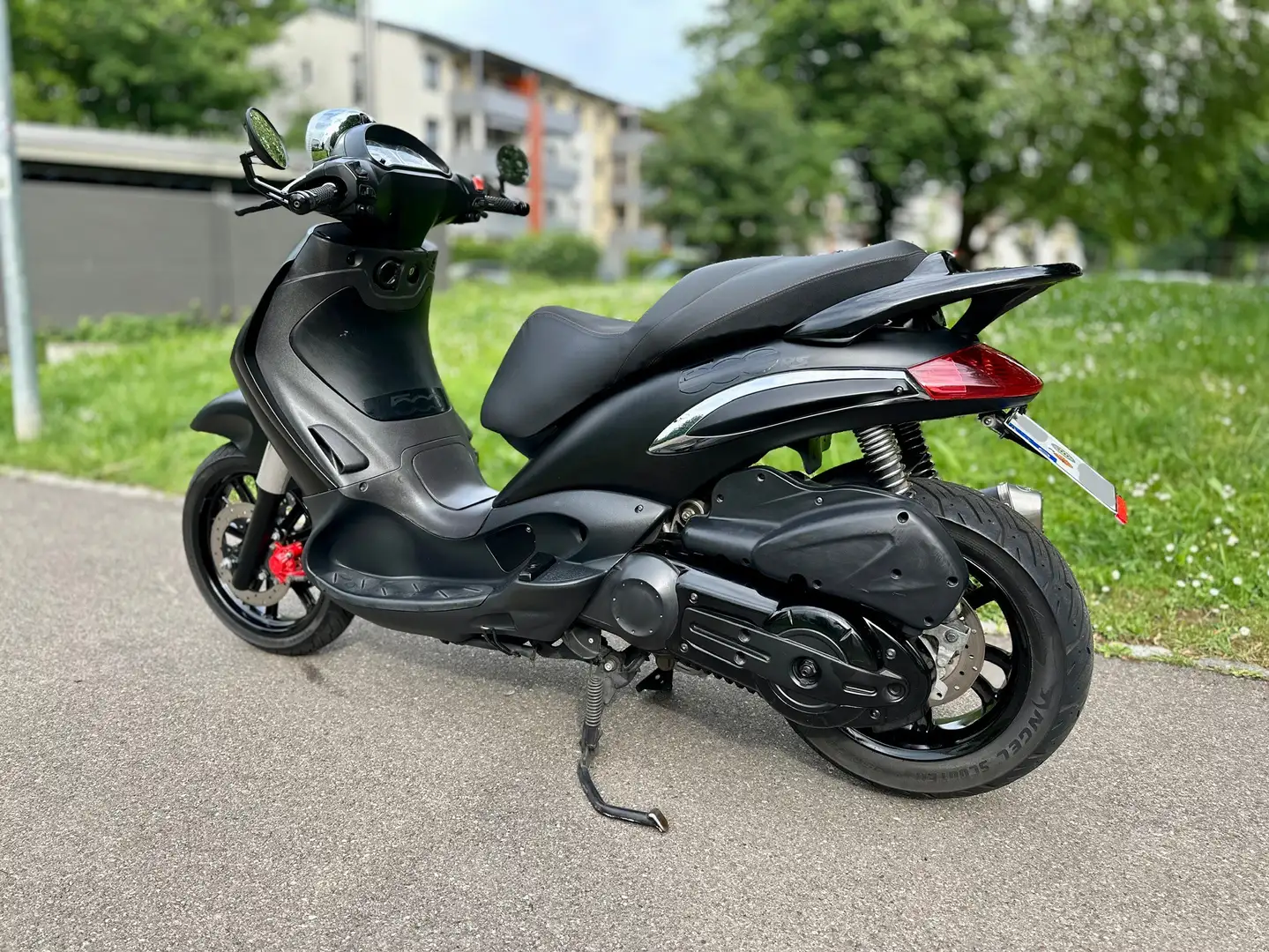 Piaggio Beverly 500 Negru - 1