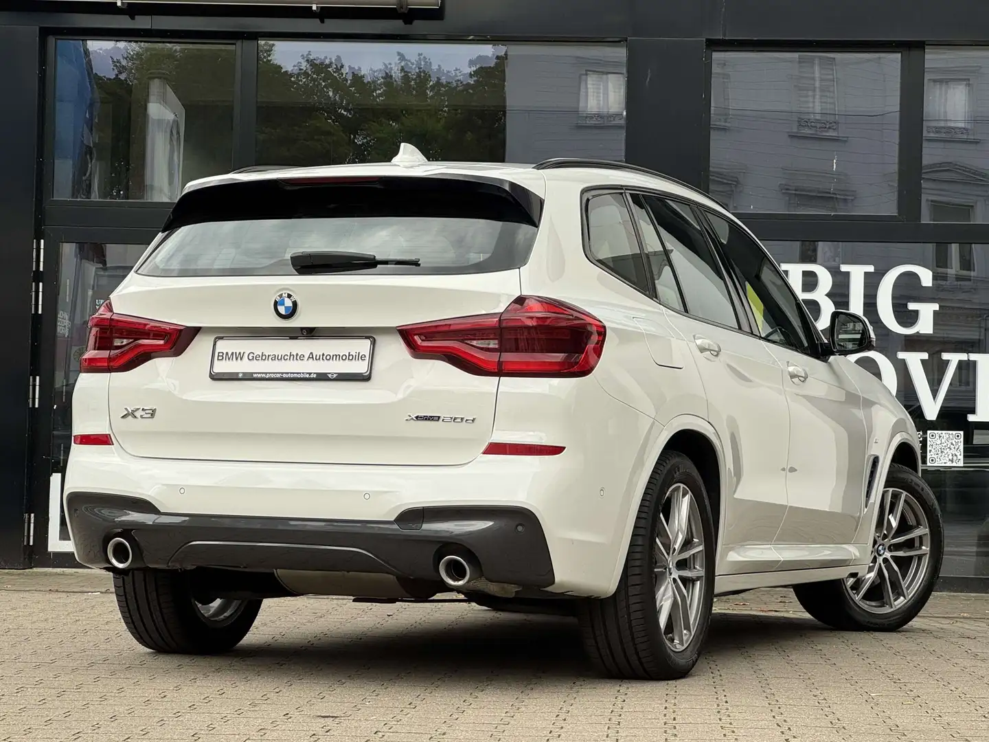 BMW X3 xDrive20d M Sport AdapLED DA PA Pano H/K 19" Weiß - 2