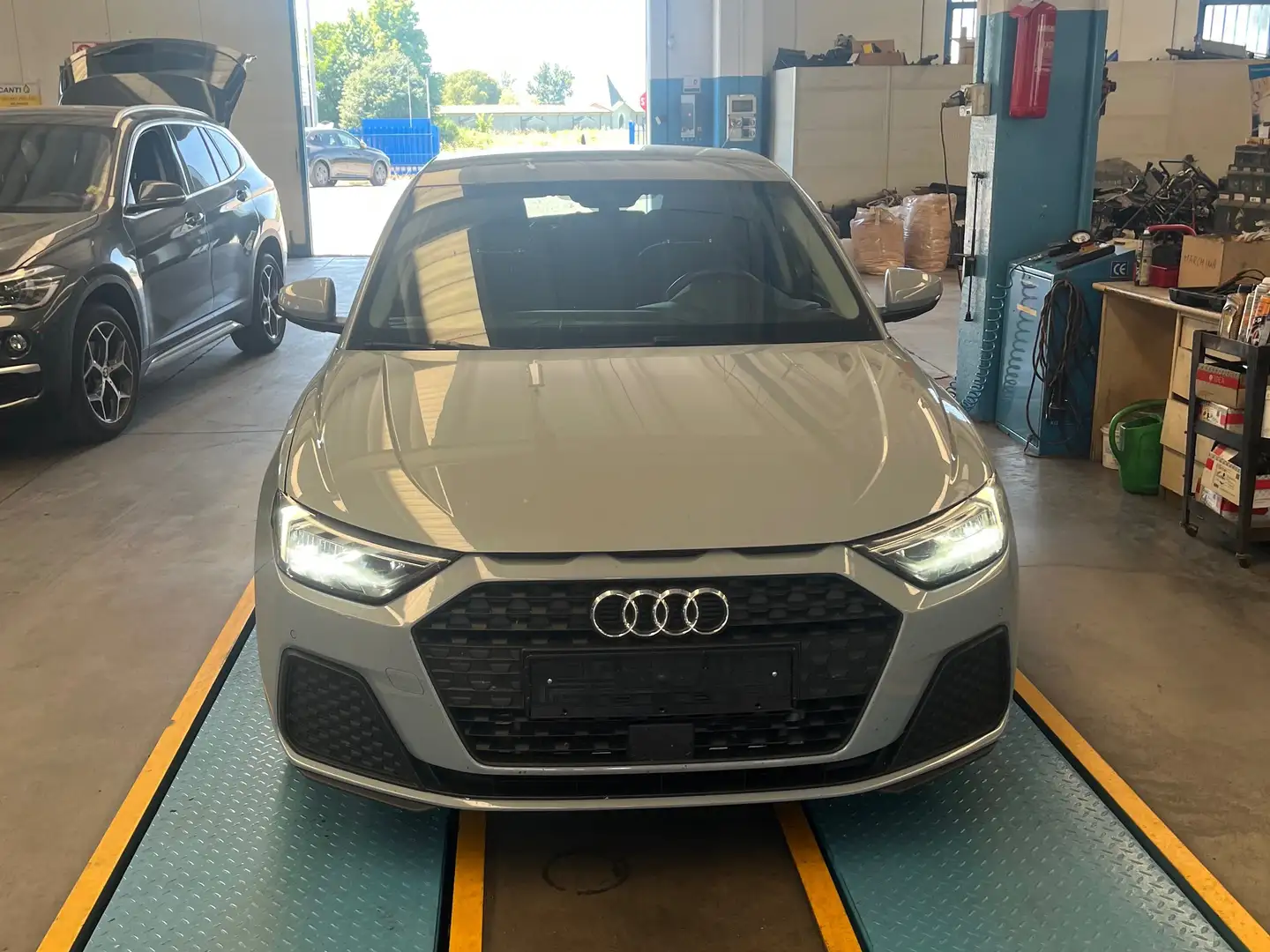 Audi A1 A1 Sportback 30 1.0 tfsi Admired Advanced 110cv Grigio - 1