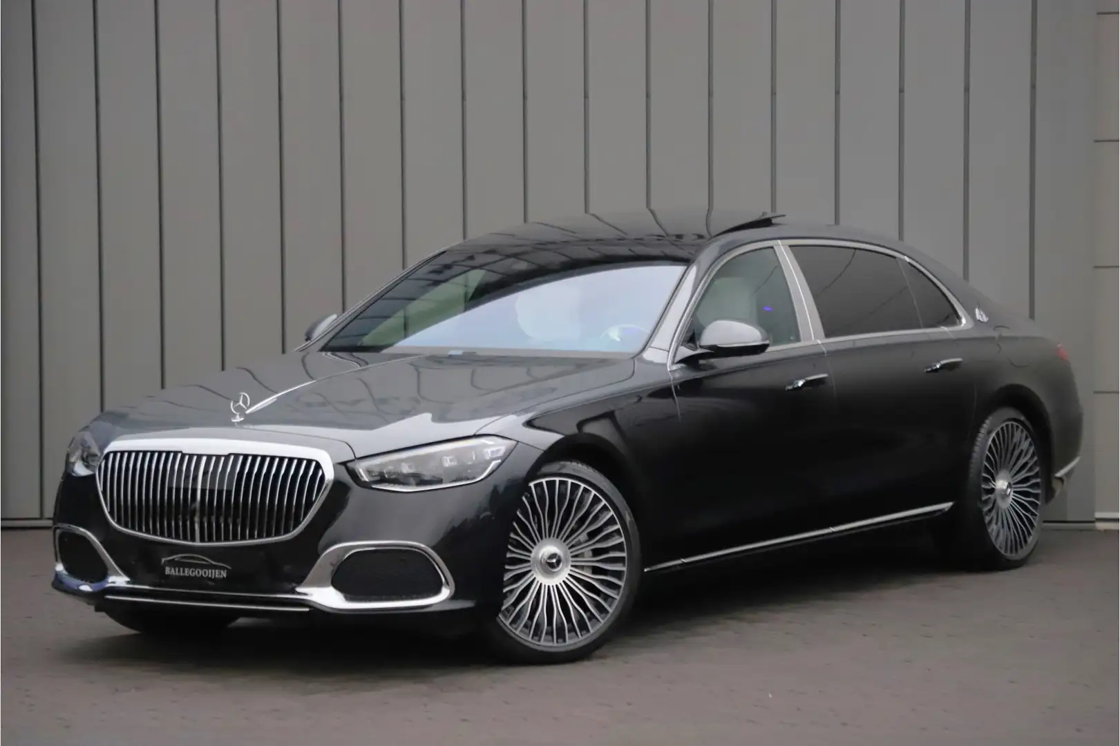 Mercedes-Benz Maybach S-Klasse 580e 4-Matic | Manufaktur | First-class | Achteras Schwarz - 1