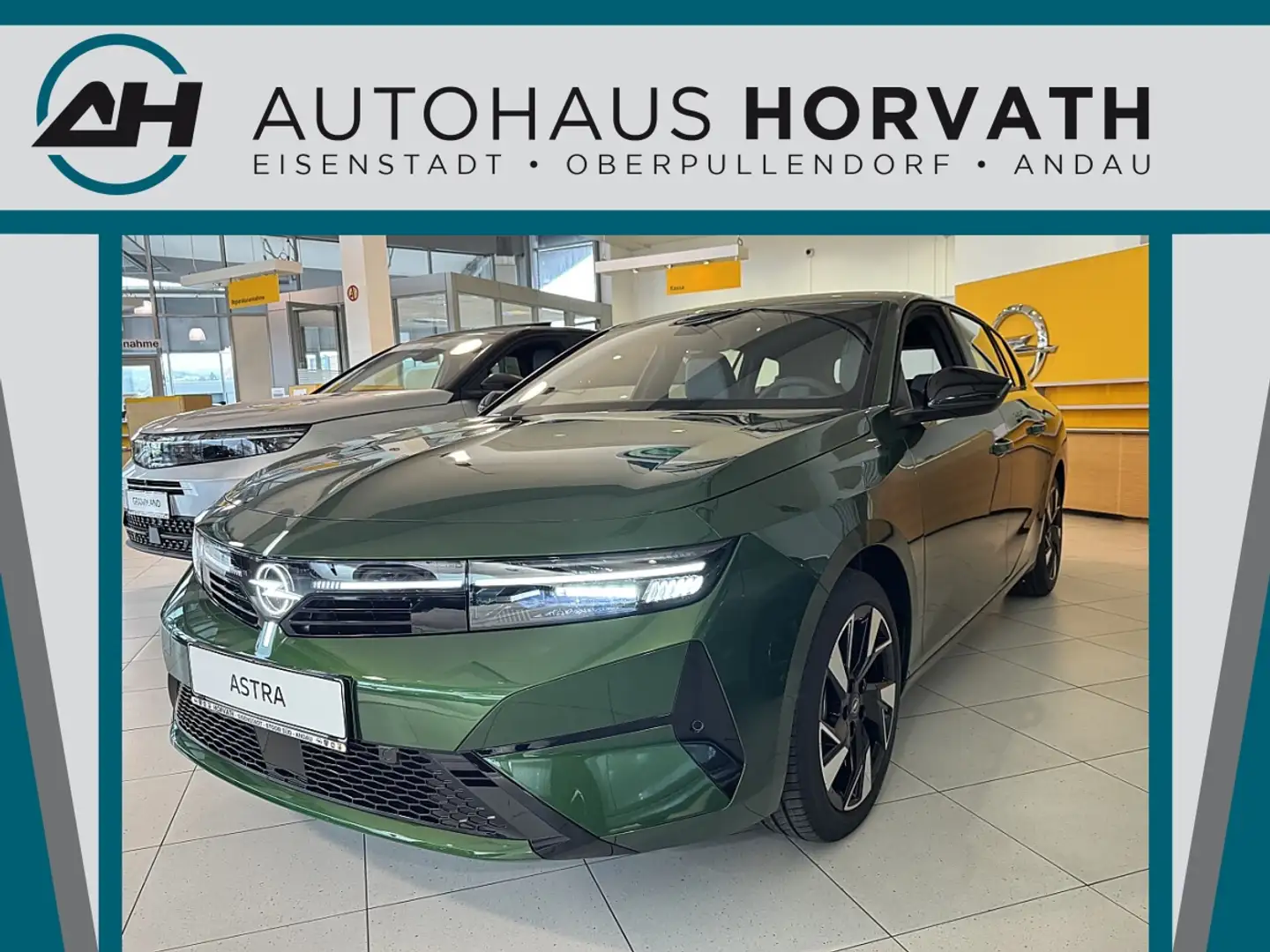 Opel Astra ST 1,2 Turbo MHEV Business Edition Aut. Grün - 1