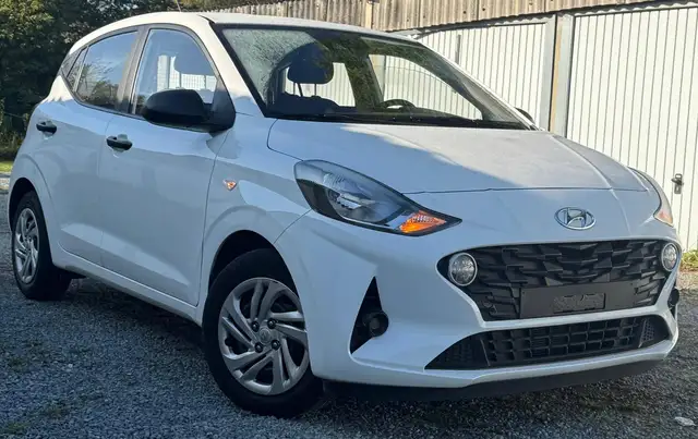 Hyundai i10 1.0i Air // 10.000 km