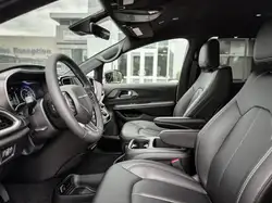 Chrysler Grand Caravan 2026