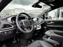 Chrysler Grand Caravan 2026