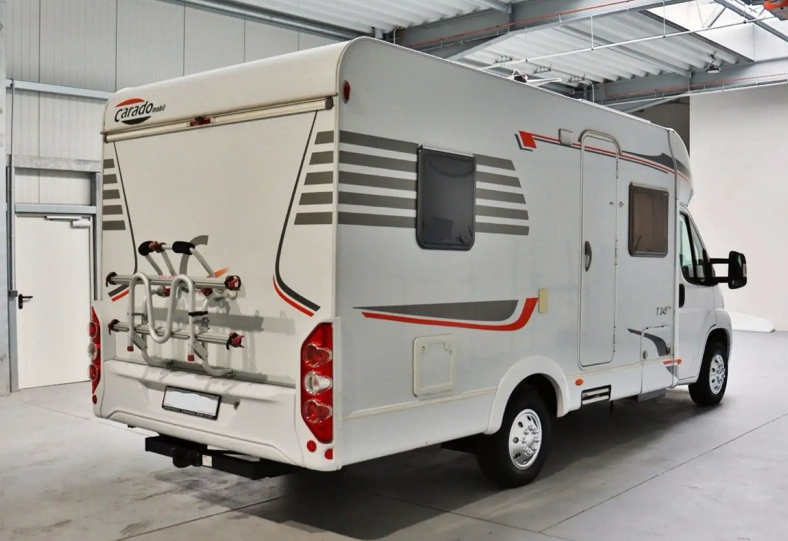 Caravans-Wohnm Carado Schönes Wohnmobil auf Fiat Ducato Basis Weiß - 2