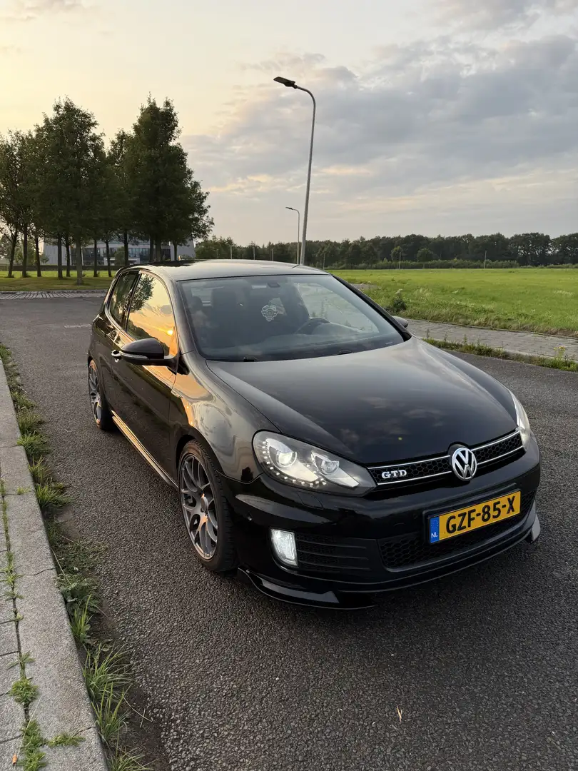 Volkswagen Golf 2.0 GTD DSG Zwart - 1