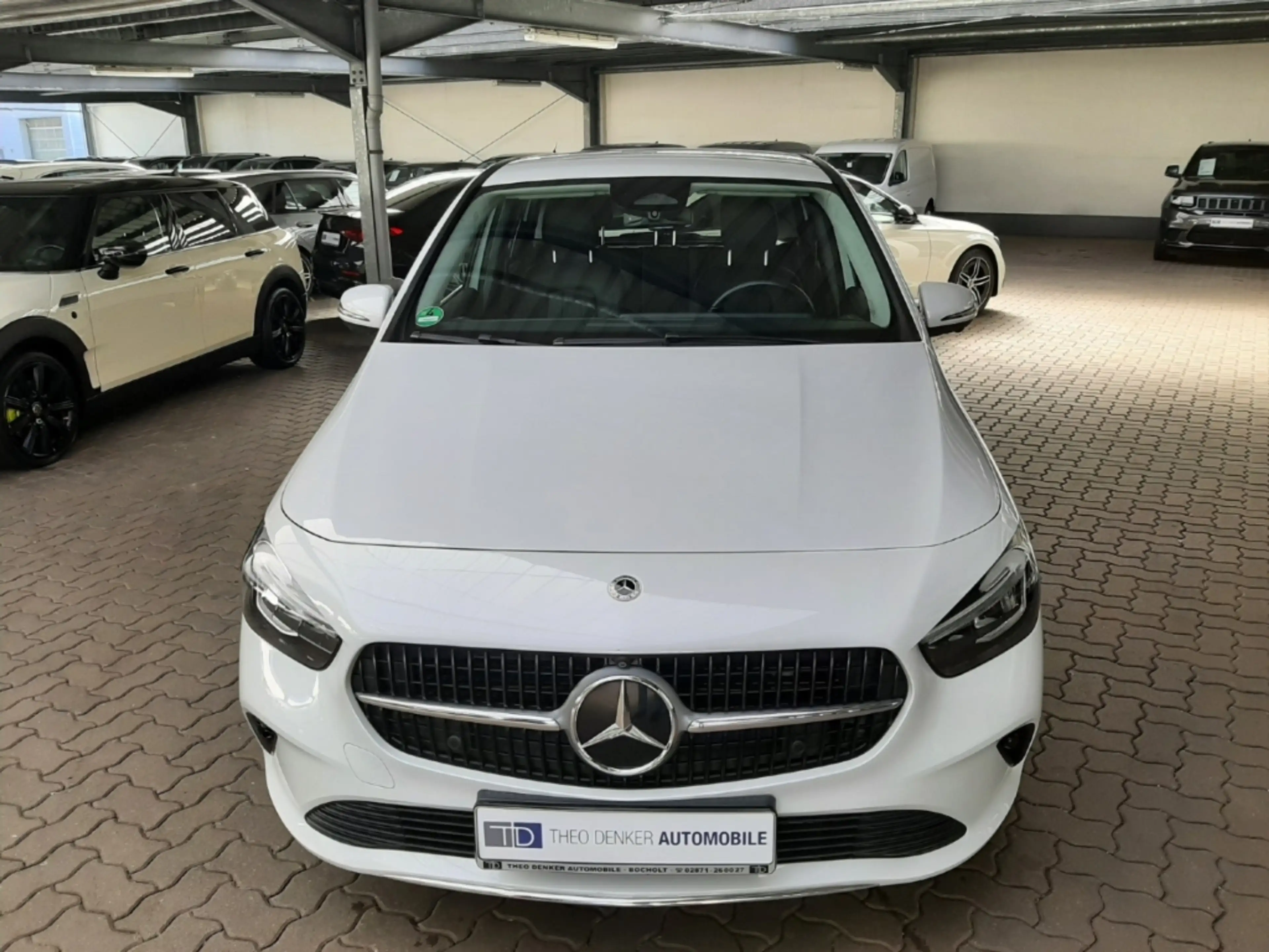 Mercedes-Benz B 200 7G Standheizung 360° Progressive Advanced — photo 3