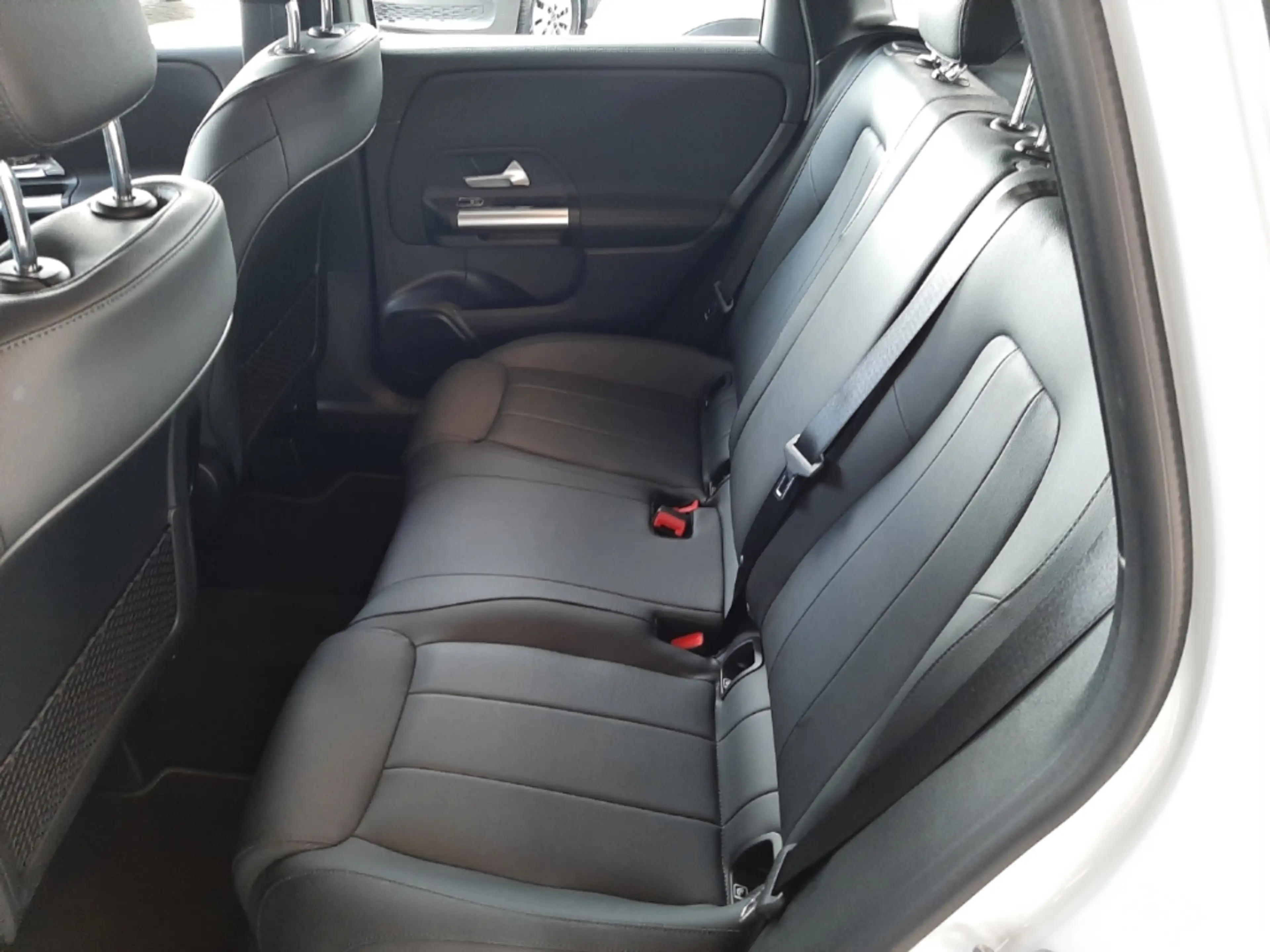 Mercedes-Benz B 200 7G Standheizung 360° Progressive Advanced — photo 9
