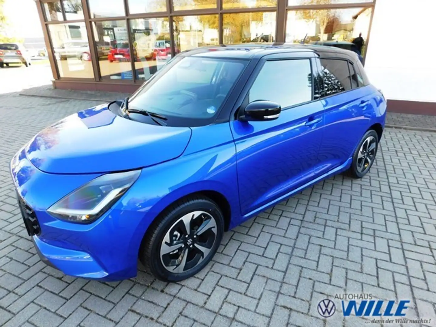 Suzuki Swift 1.2 Dualjet 5D 5M/T 4x2 Comfort+ Hybrid Klima Blau - 1