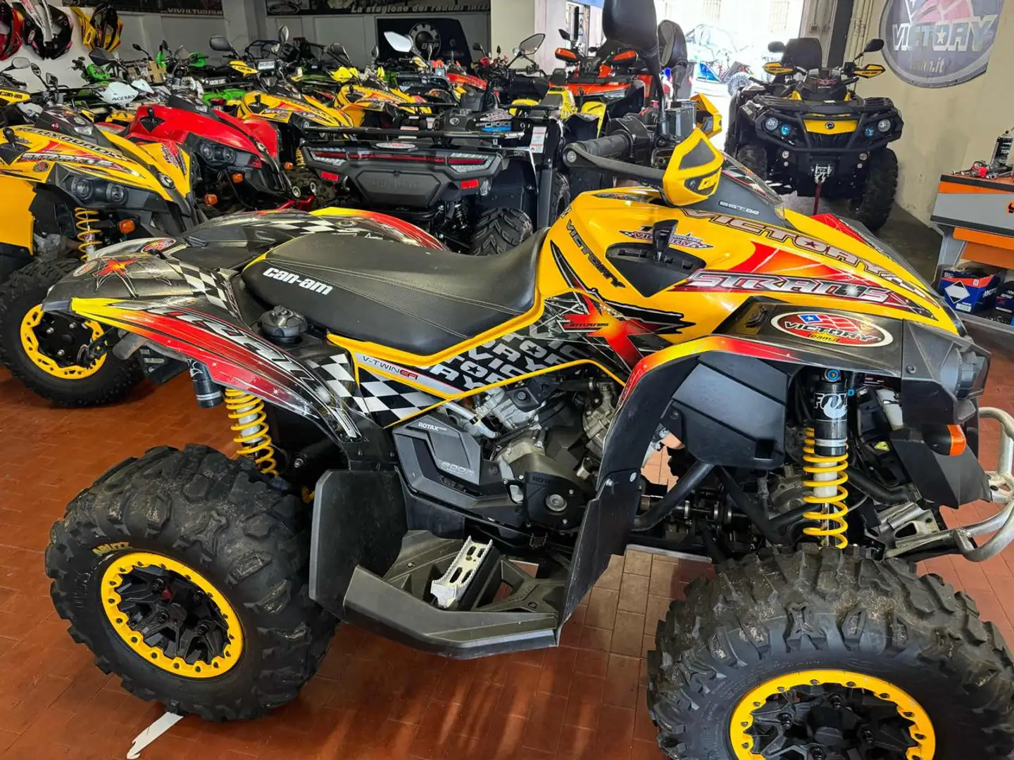 Can-Am Renegade 800 r g2 Amarillo - 2