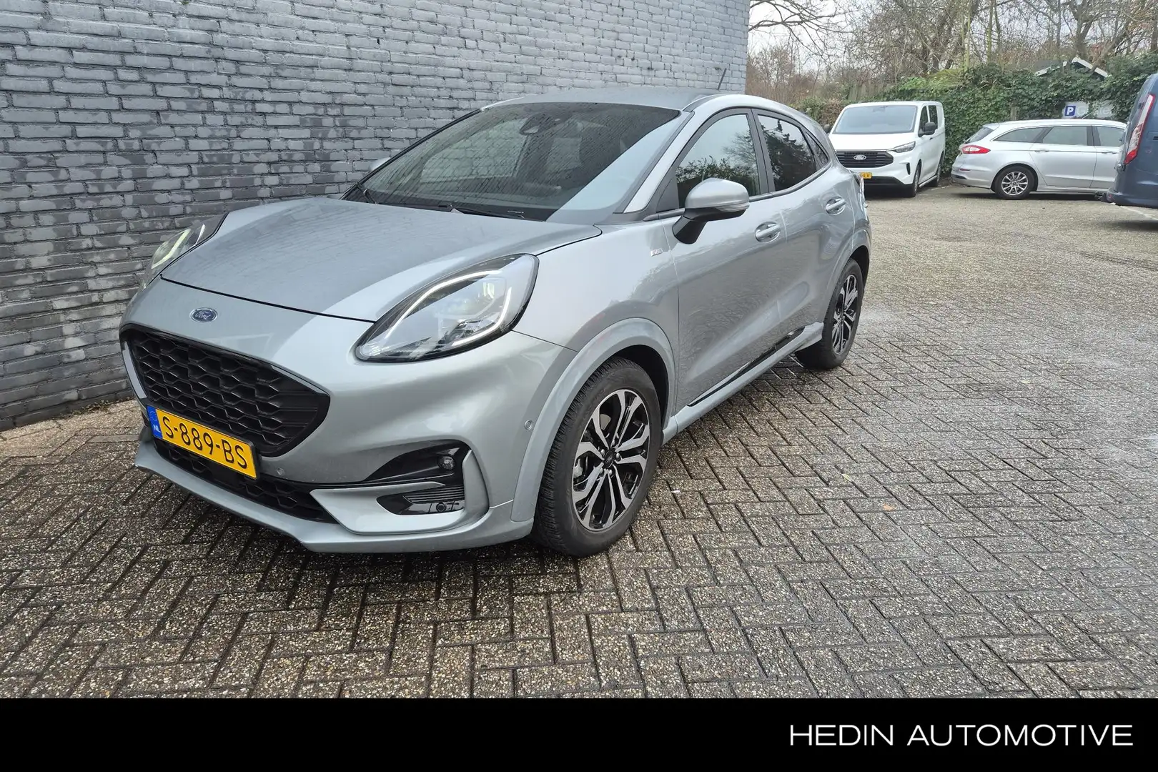 Ford Puma 1.0 EcoBoost Hybrid ST-Line Grijs - 1