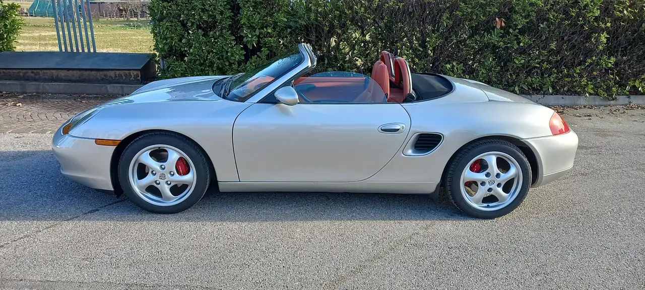 Porsche Boxster 2.5, foto 1