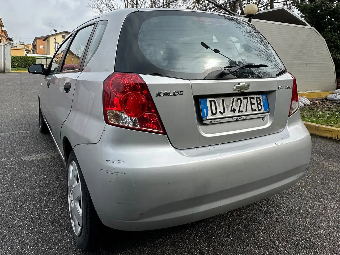 Chevrolet Kalos Kalos 5p 1.2 SE - 2