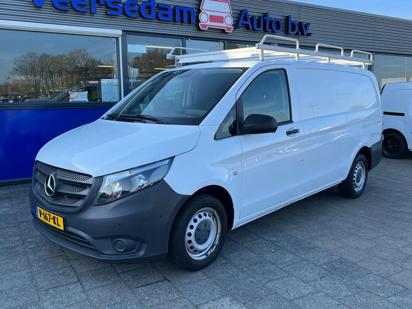 Mercedes-Benz Vito 111 CDI Lang Business Professional Plus, Navi, Cam - 2