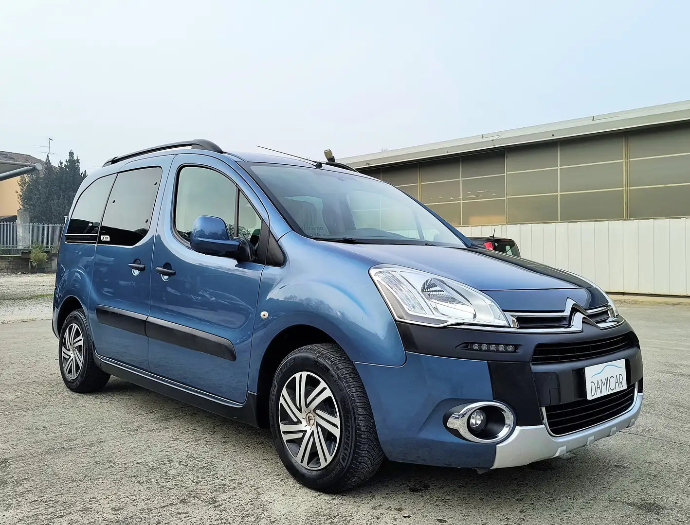 Citroen Berlingo Multispace 1.6 hdi Xtr Blauw - 1