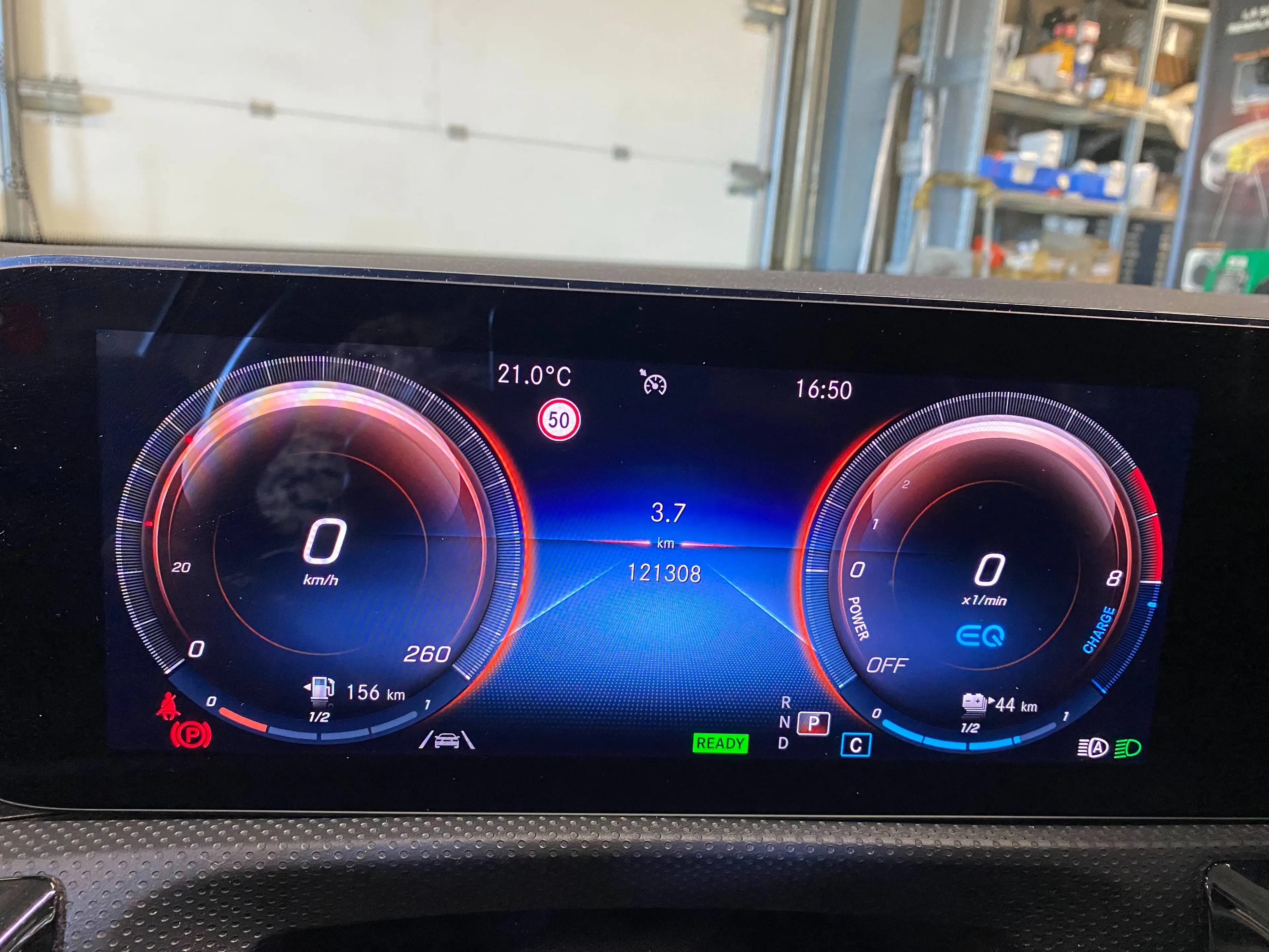 Mercedes-Benz A 250 A 250 e PHEV BLACK EDITION AMG LINE CARPLAY GARANTIE — photo 14