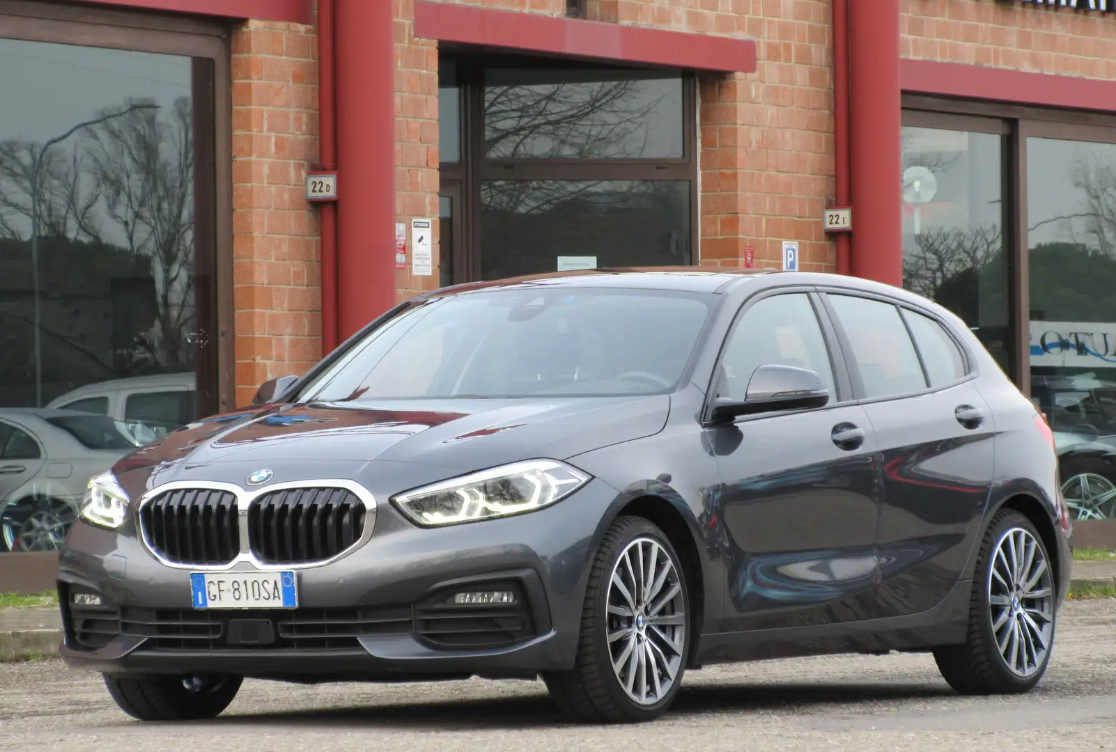 BMW 120 d xDrive 5p. AUTO/TETTO/NAVI/HARMANKARDON/CAMERA Grigio - 1