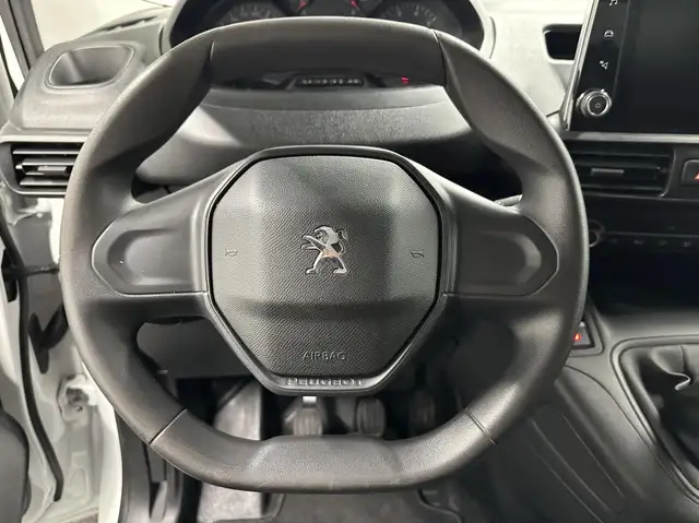 Peugeot Partner view 13
