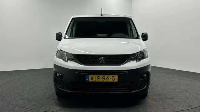 Peugeot Partner view 5
