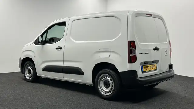 Peugeot Partner view 3