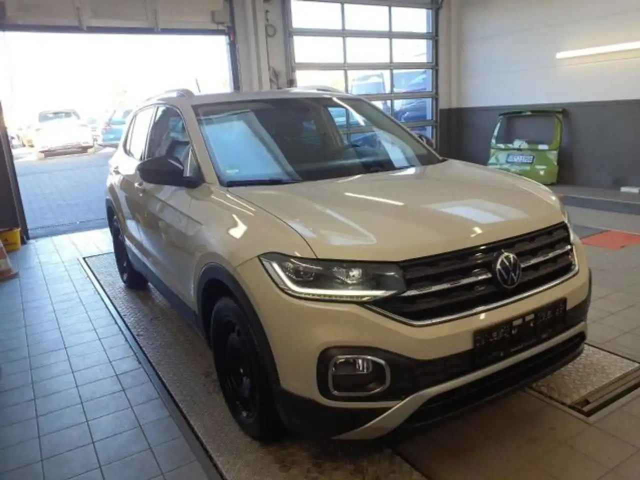 Volkswagen T-Cross Style 1.0 TSI Nav/AppCon/Kam/ACC/LED/SHZ 2