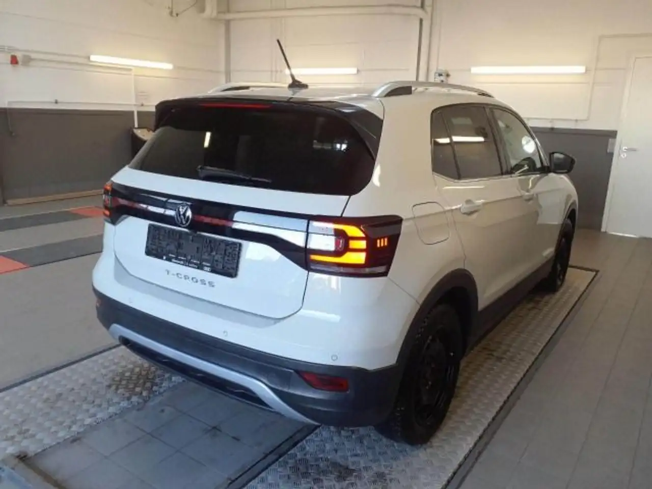 Volkswagen T-Cross Style 1.0 TSI Nav/AppCon/Kam/ACC/LED/SHZ 4