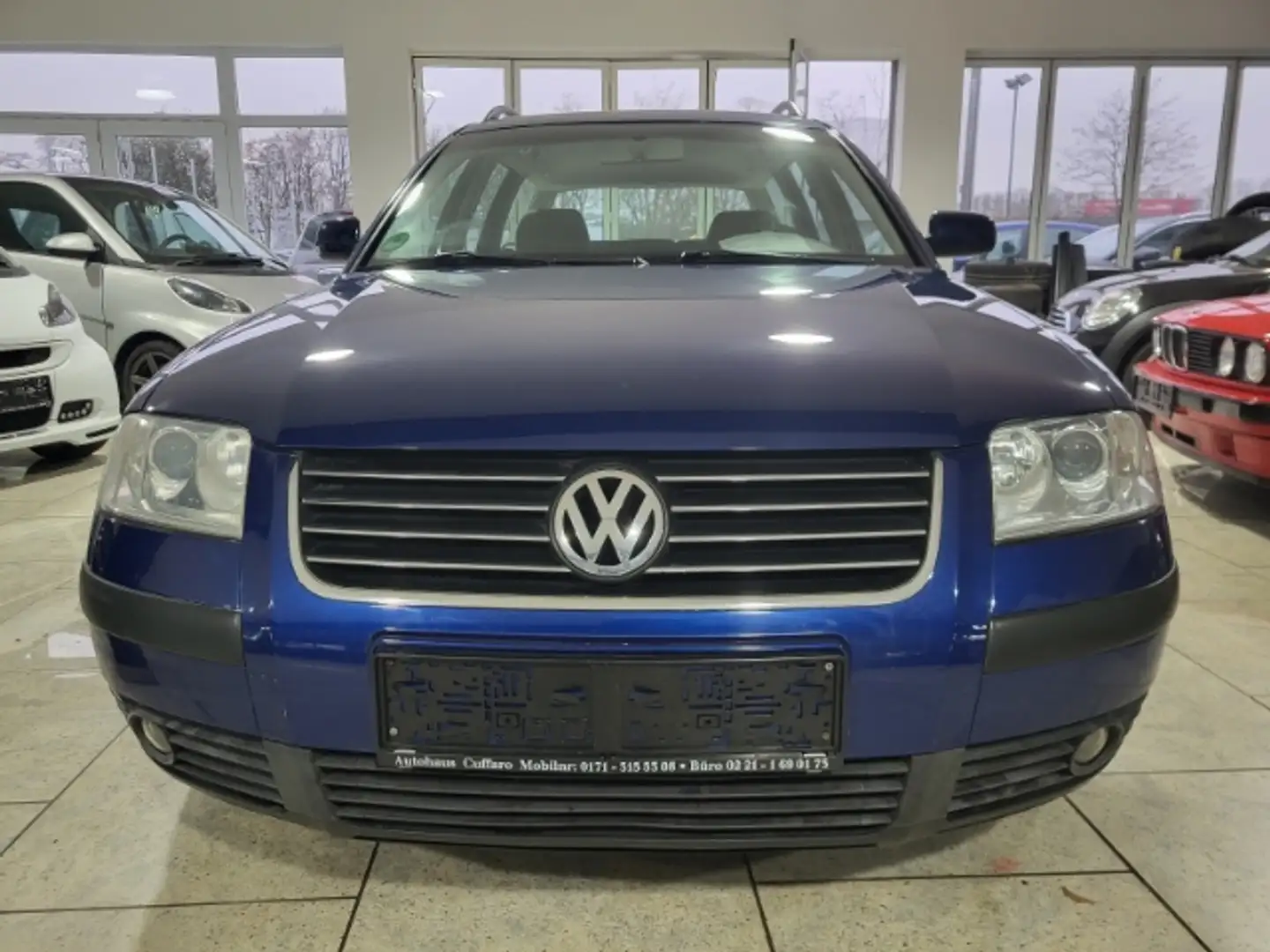 Volkswagen Passat Variant tüv neu Garantie Inspektion Winterreifen Blau - 1