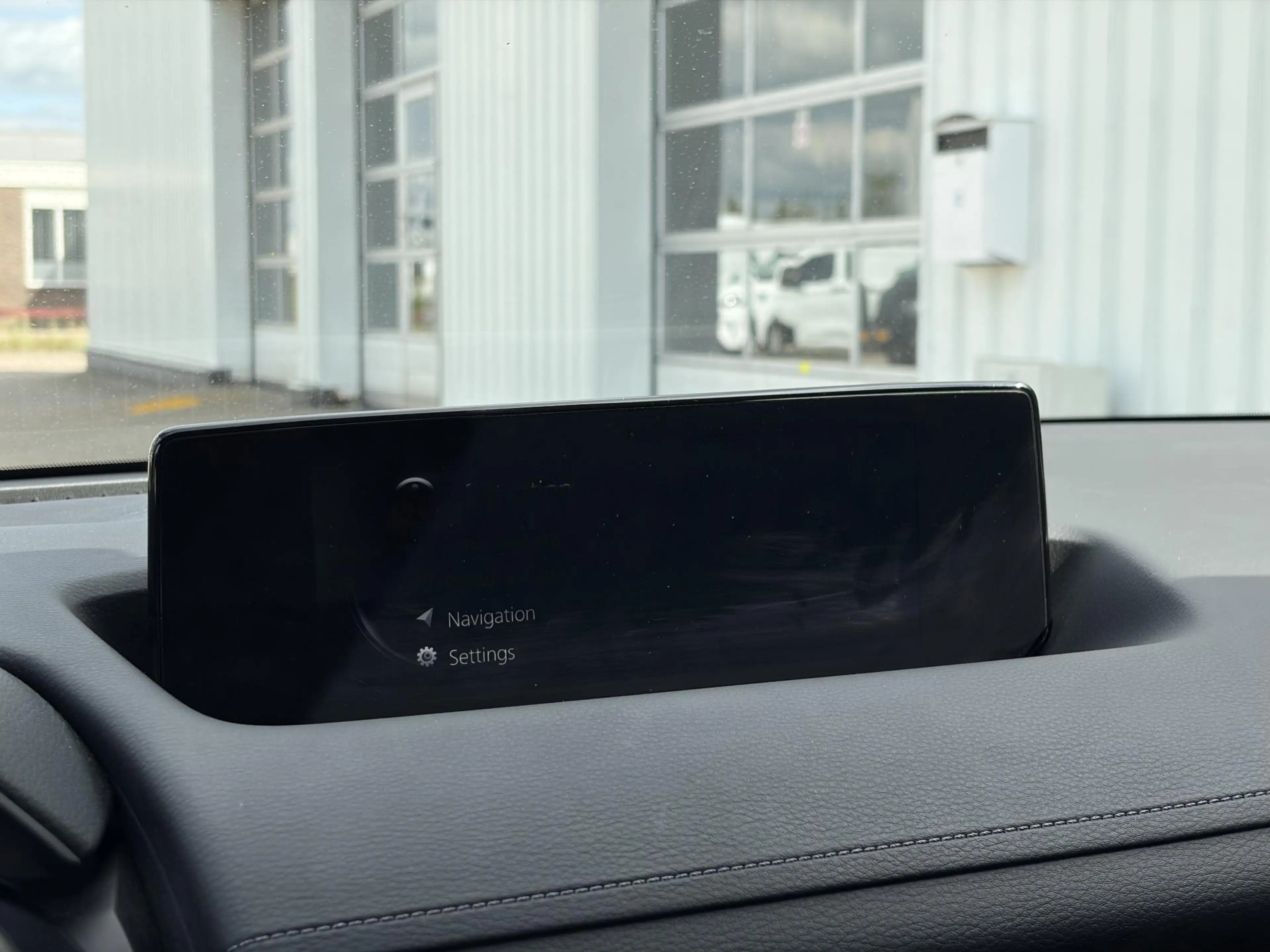 Mazda MX-30 e-SkyActiv 145 Advantage 36 kWh Head-up Display | — photo 13