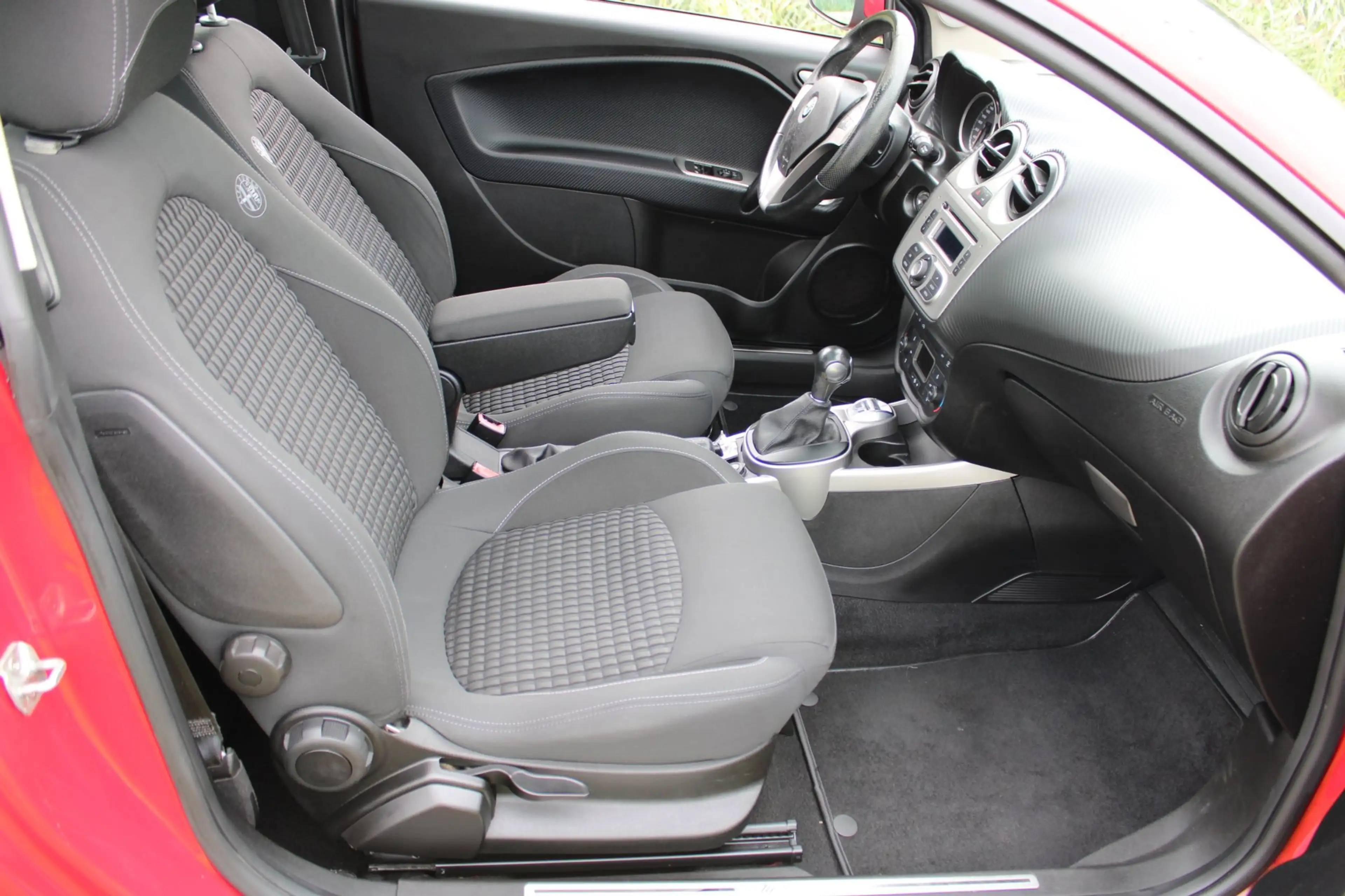 Alfa Romeo MiTo 1.4 T Distinctive Automaat — photo 9