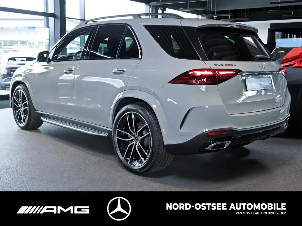 Mercedes-Benz GLE 450 d 4m AMG NIGHT PANO AHK STANDHZG 22-ZOLL 4