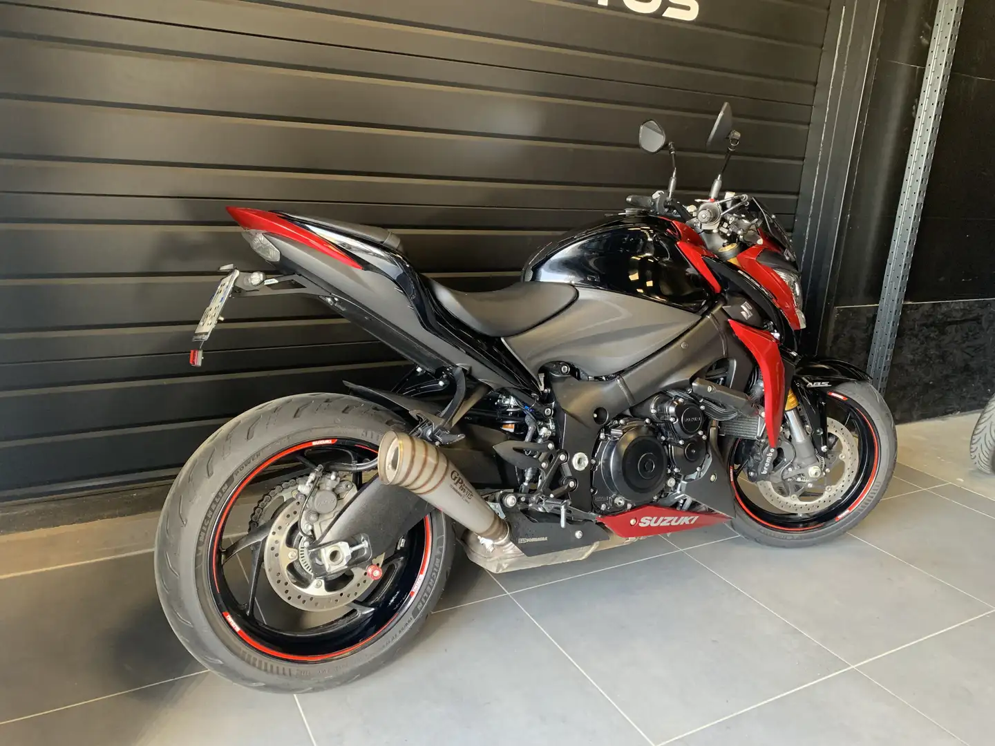 Suzuki GSX-S 1000 Rouge - 2