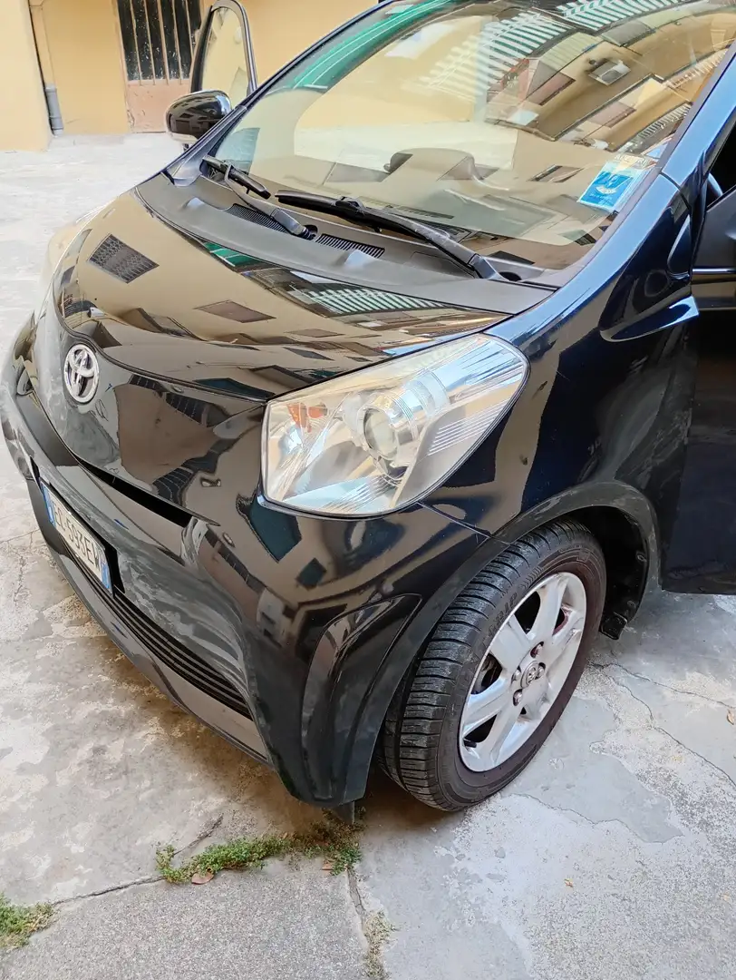 Toyota iQ 1.0 Sol cvt Nero - 2