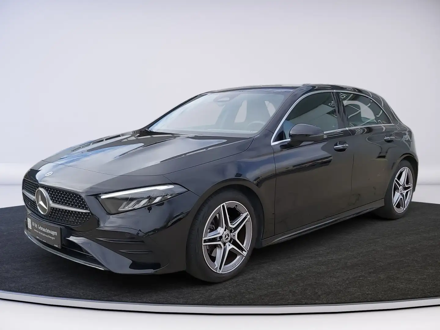 Mercedes-Benz A 200 AMG-Line 7G-DCT Schwarz - 2