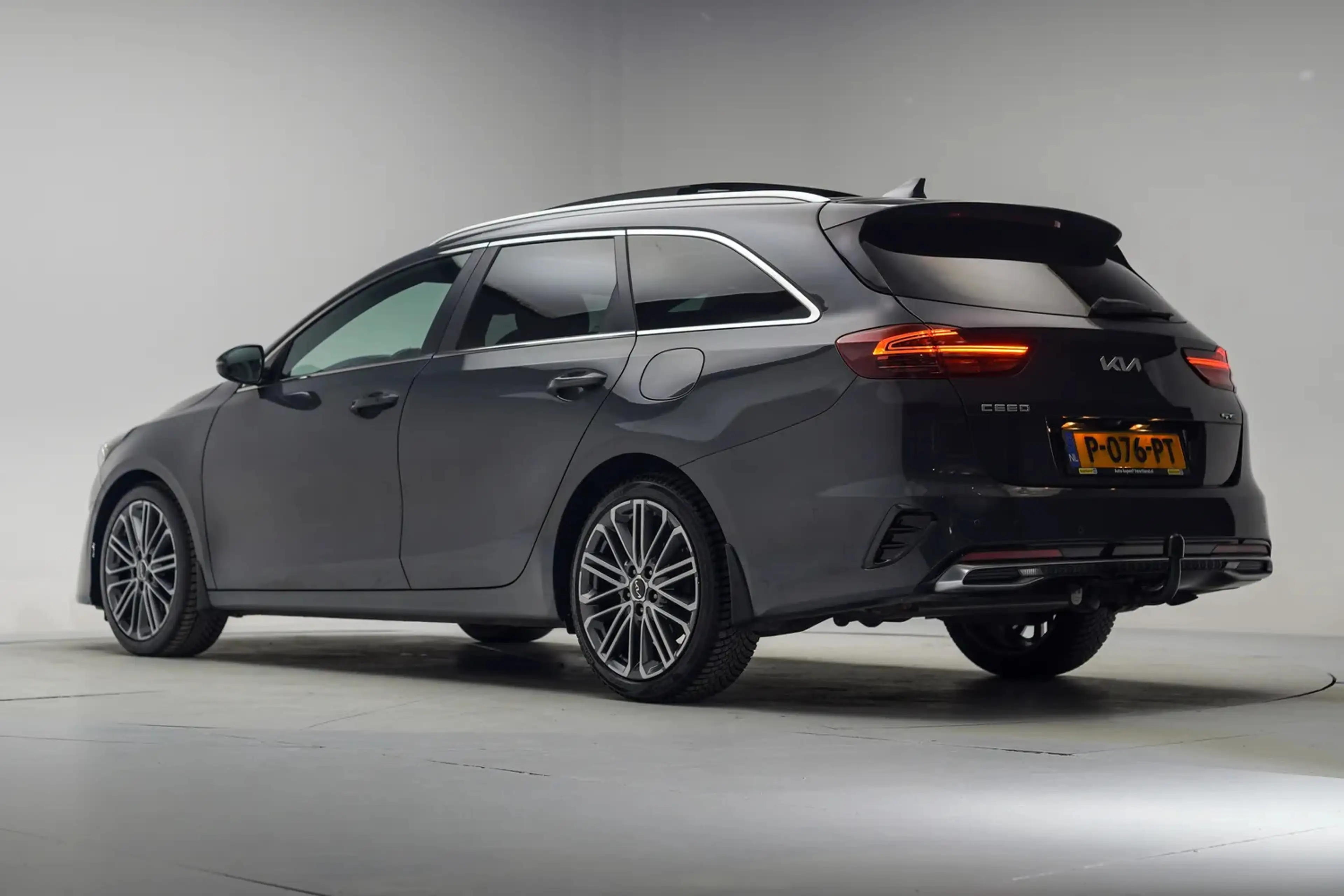Kia Ceed SW / cee'd SW Sportswagon 1.5 T-GDI GT-PlusLine Aut. [ Trekhaak — photo 3
