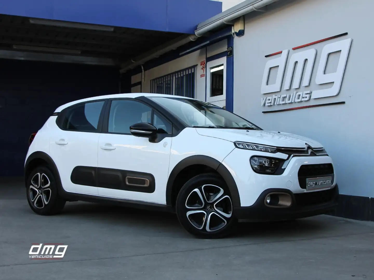 Citroen C3 1.2 PureTech S&S Plus 83 Blanc - 1