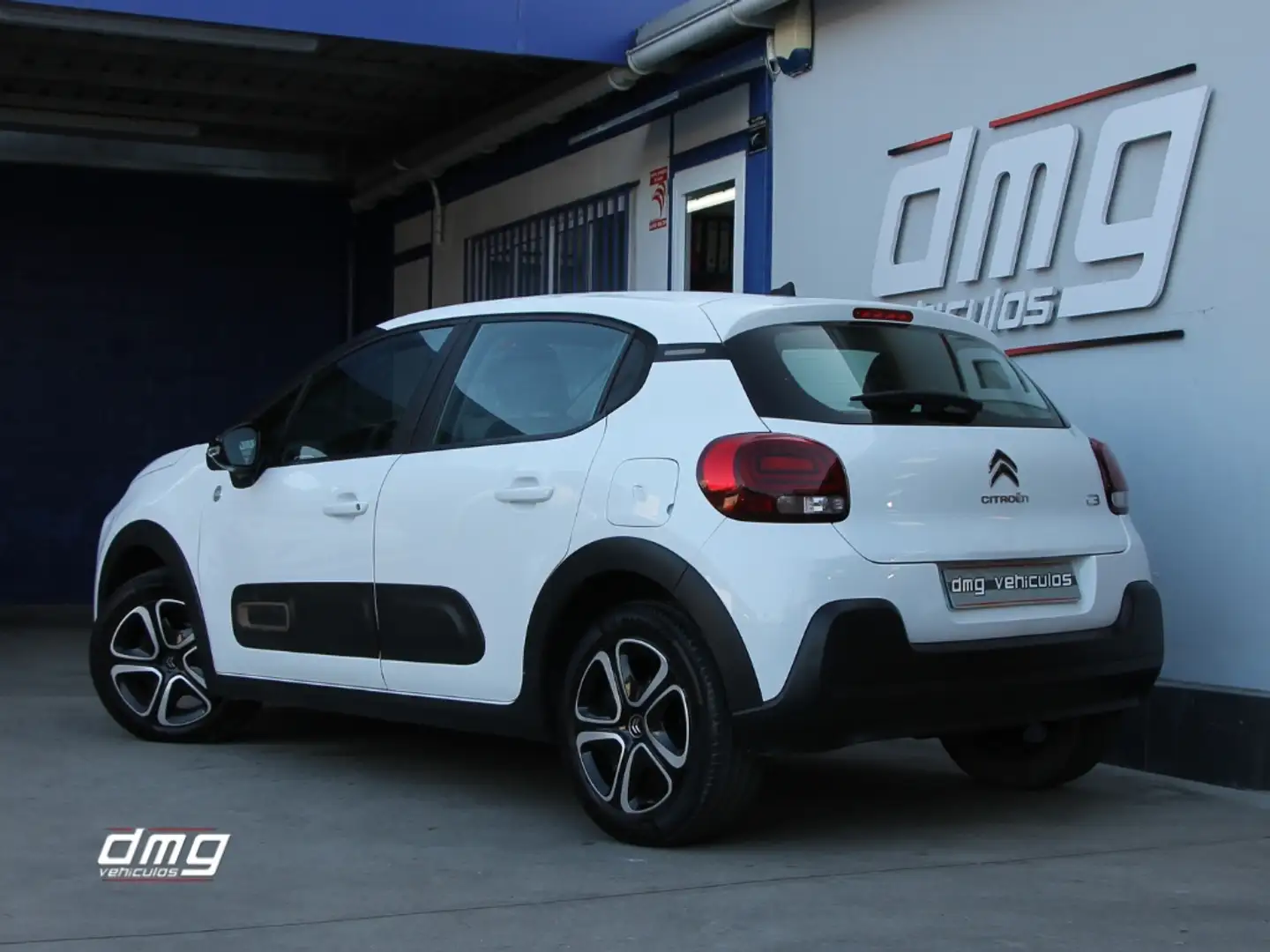 Citroen C3 1.2 PureTech S&S Plus 83 Blanc - 2