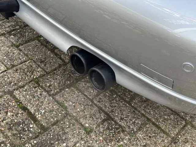 Nissan Primera view 6
