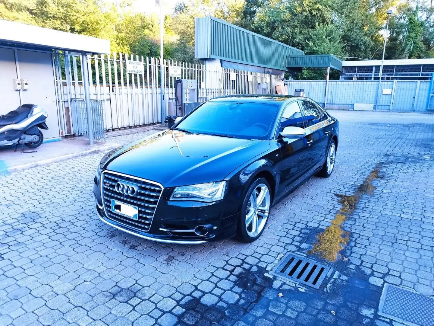 Audi S8 S8 4.0 V8 tfsi quattro tiptronic - DTM - PERMUTE Černá - 1