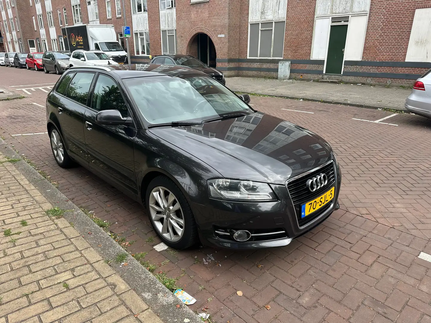 Audi A3 Audi A3 1.2 Tfsi Sportback 2011 | 77 KW | airco! Grijs - 2