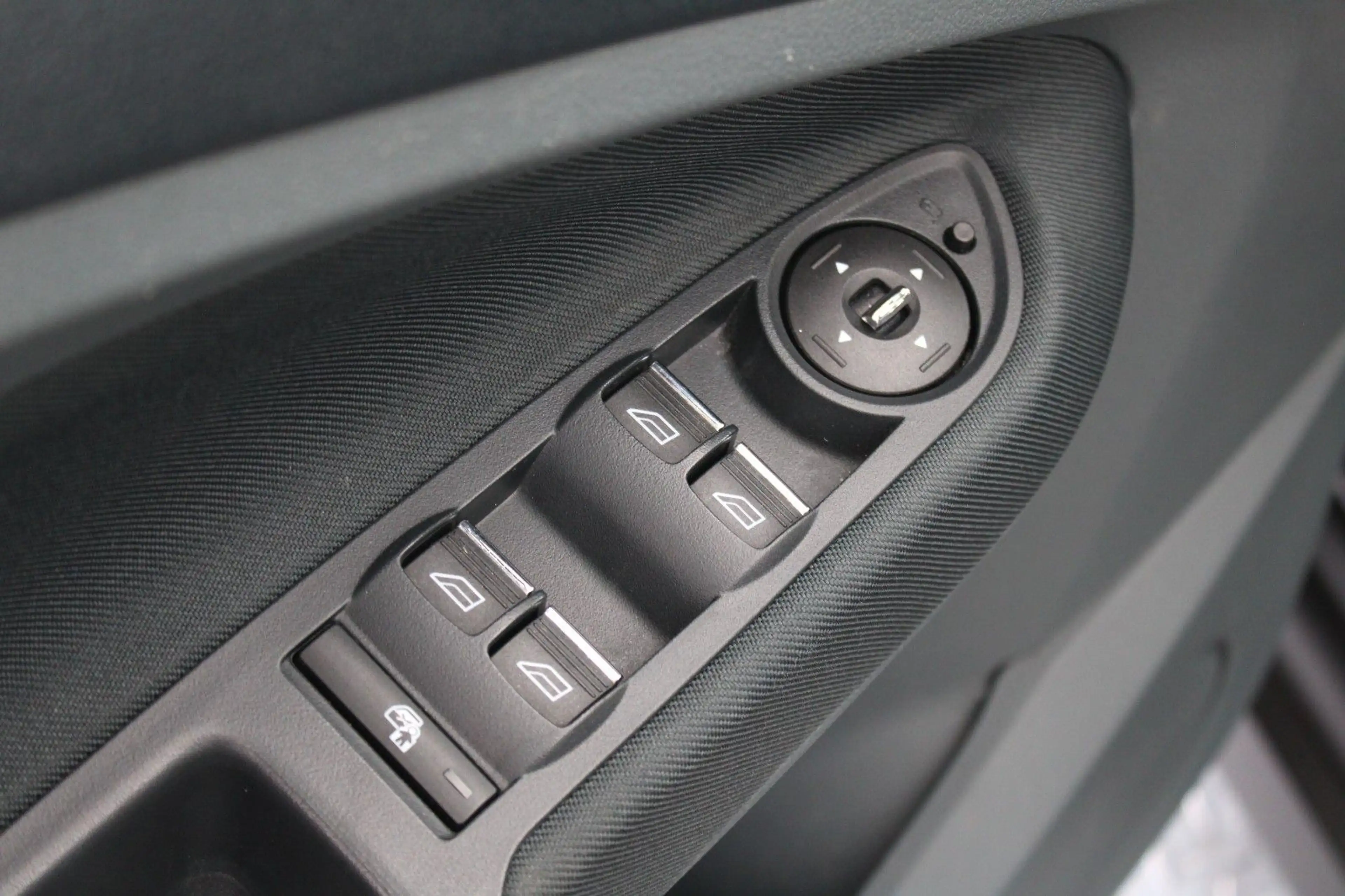 Ford Grand C-Max Grand C-MAX Titanium*Automatik*Tüv&Inspektion* — photo 5