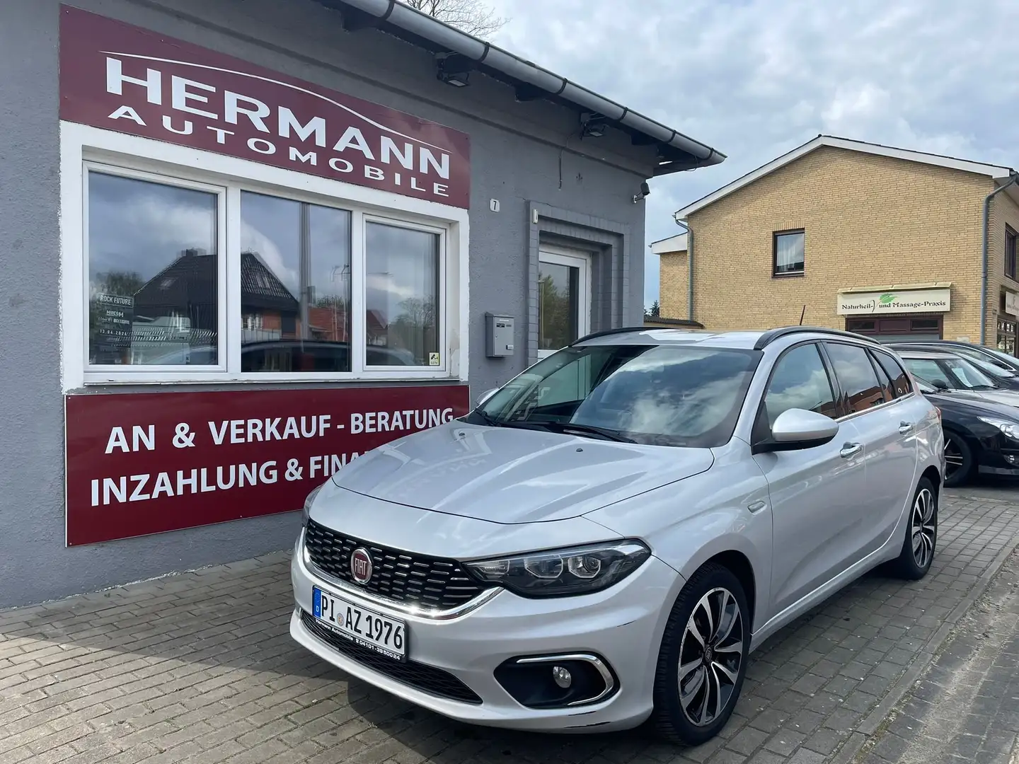 Fiat Tipo Lounge Silber - 1