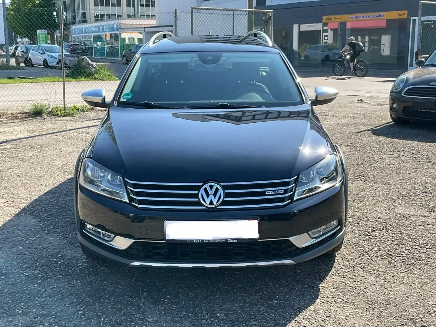 Volkswagen Passat Alltrack 2.0 TDI DSG 4Motion Schwarz - 2