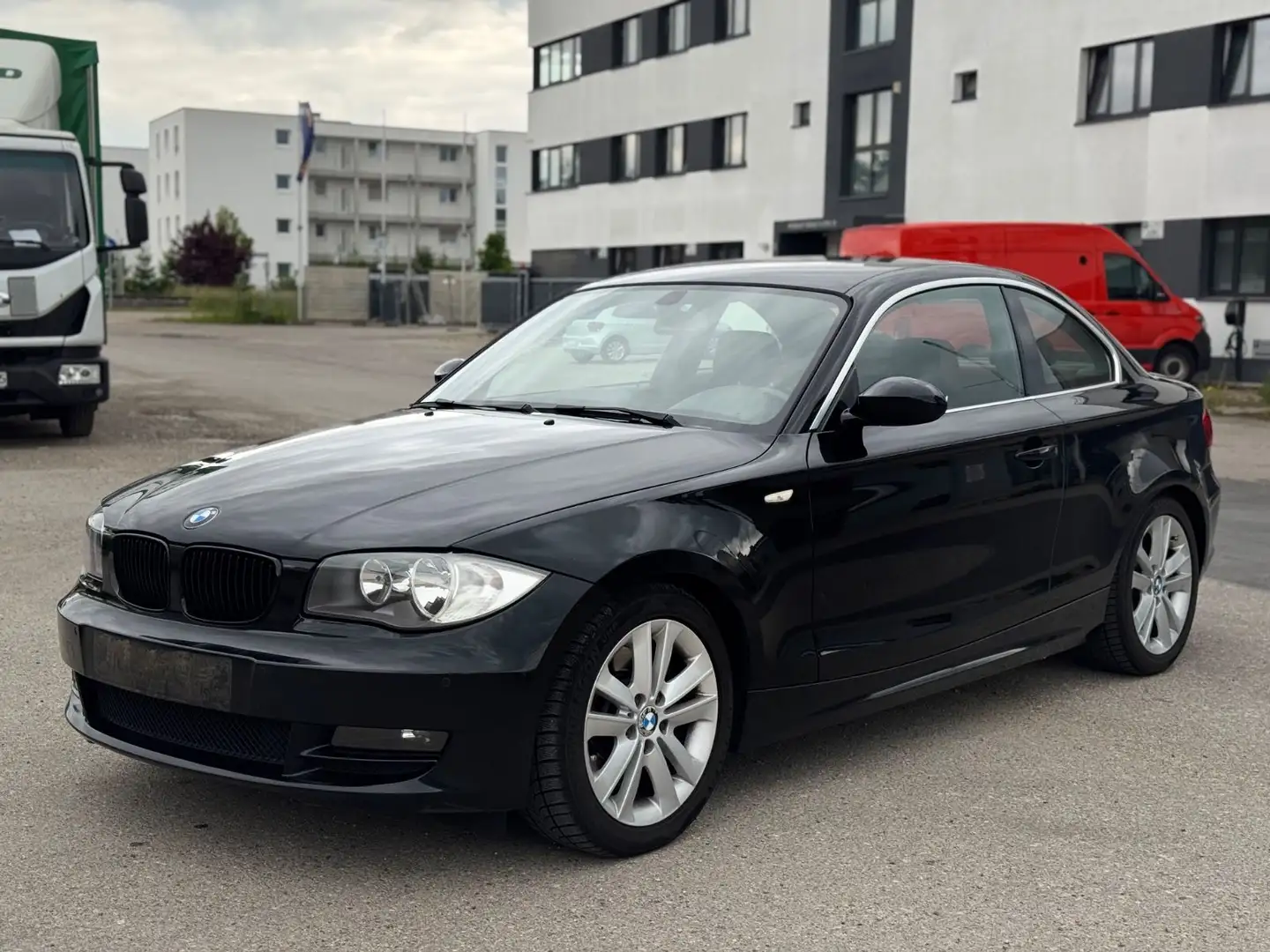 BMW 123 d Coupé Navi Klimaautomatik Euro5 PDC M-Sport Negro - 1
