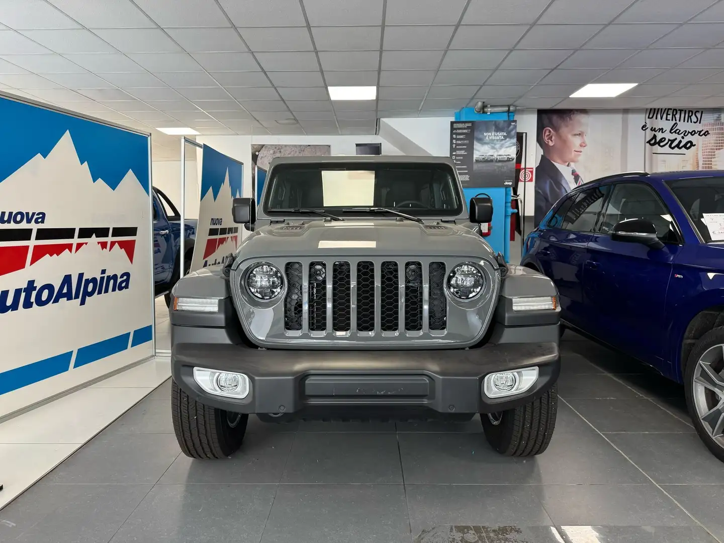 Jeep Wrangler Plug-In Hybrid My23 Sahara 2.0 4xe Phev 380cv At8 Grijs - 2