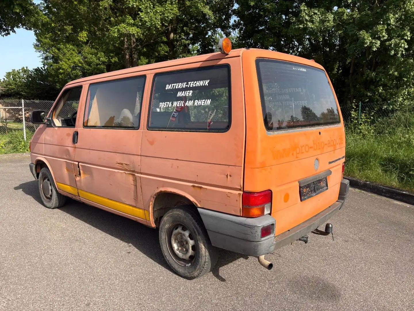 Volkswagen T4 Kombi T4 Transporter Kombi 1,9 Diesel 3 Sitzer AHK. Naranja - 2
