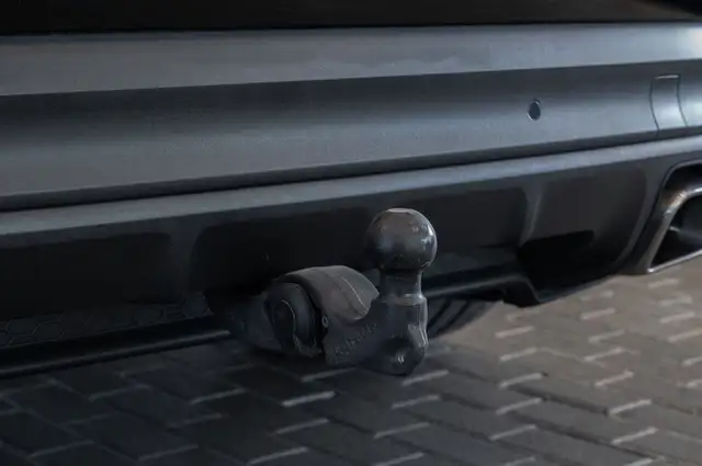Porsche Cayenne view 10