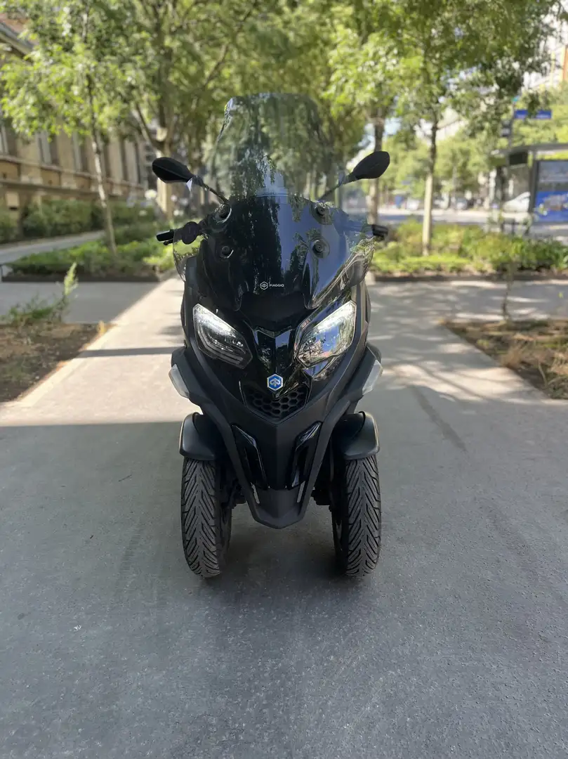 Piaggio MP3 400 Noir - 1
