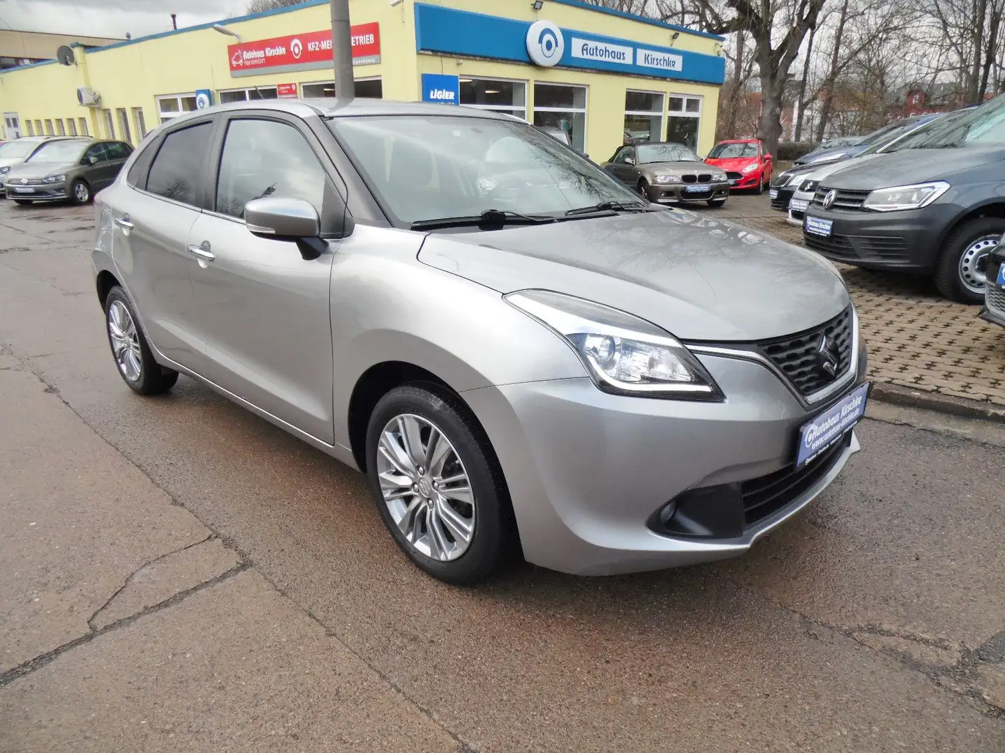 Suzuki Baleno Comfort/Navi/Kamera/SHZ/AHK Grau - 1