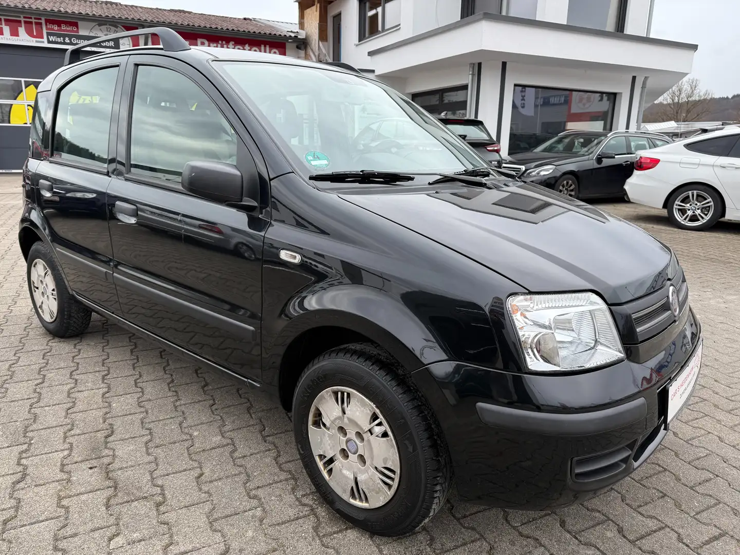 Fiat Panda 1.2 8V Dynamic Schwarz - 1