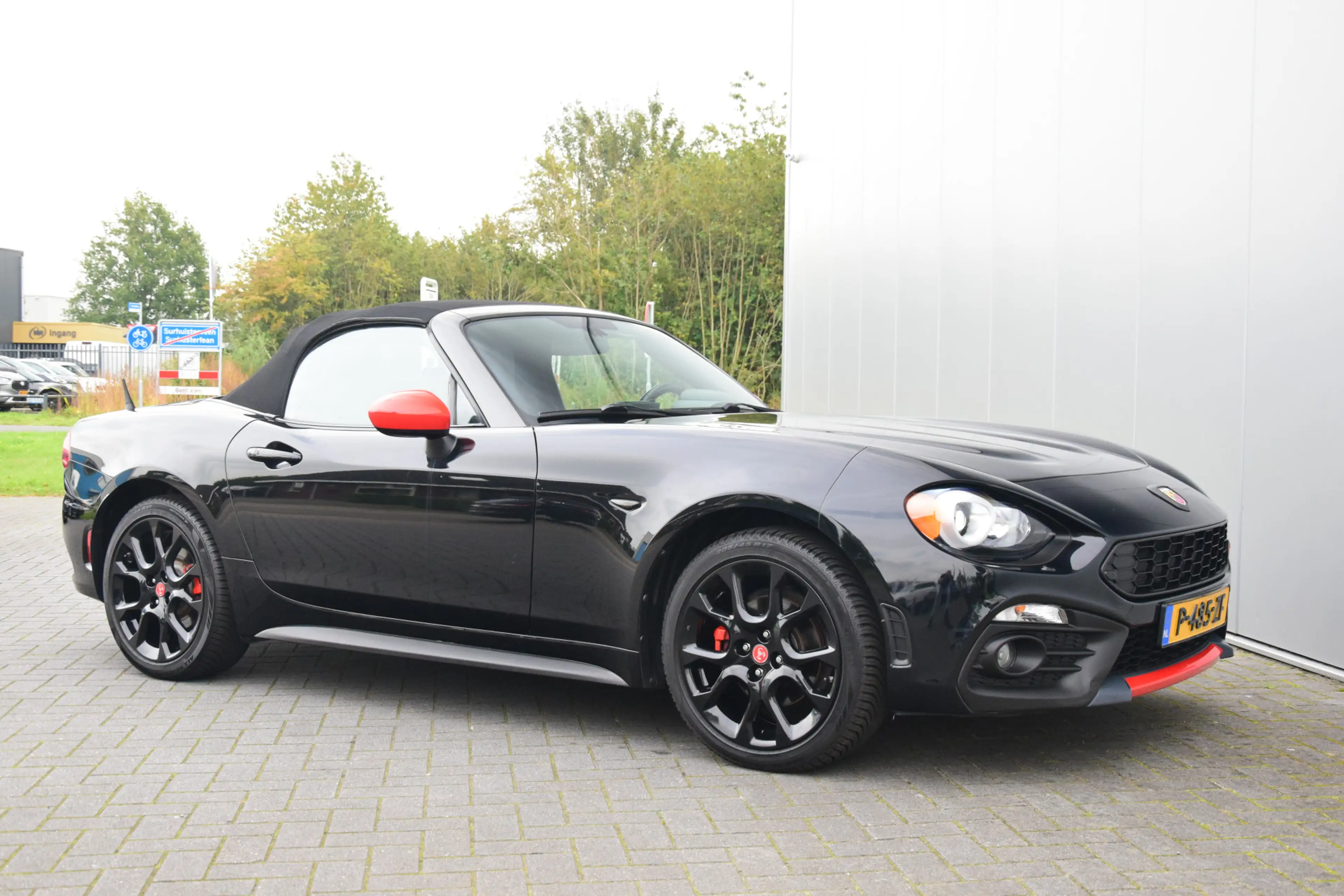Fiat 124 Spider 1.4 MultiAir Turbo Abarth Pack/Premium Keyless Cam — photo 14